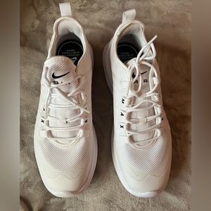 New nike sneakers